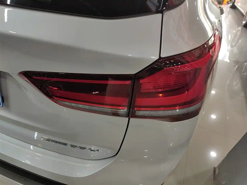 BMW X1 2022 sDrive25Li Leading Model купить на сайте DeffCars