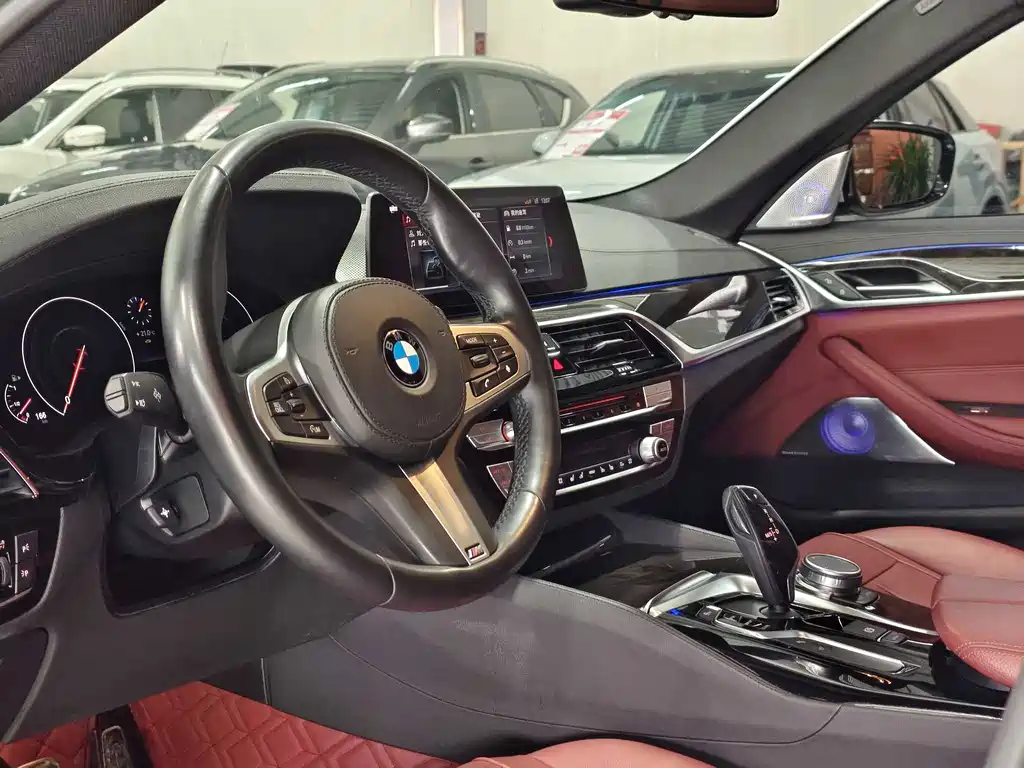 BMW 5 Series 2019 530Li Exclusive M Sports Package купить на сайте DeffCars