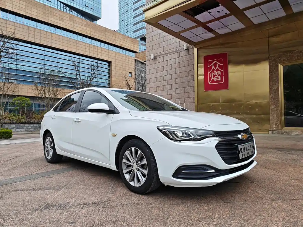 Cruze 2022 320 Automatic Sunroof Edition купить на сайте DeffCars