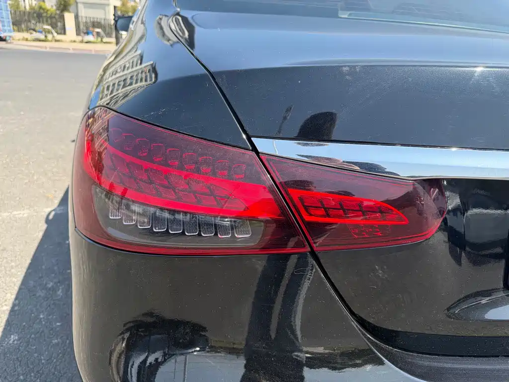 Mercedes-Benz E-Class 2022 E 260 L Sports купить на сайте DeffCars