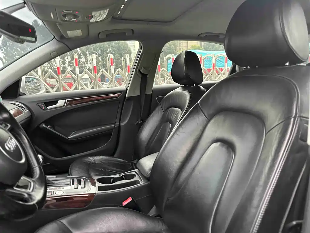 Audi A4L 2016 35 TFSI Collector's Edition S line Comfort купить на сайте DeffCars