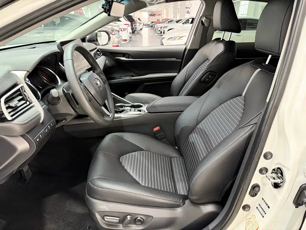 Camry 2022 2.0S Knight Edition купить на сайте DeffCars