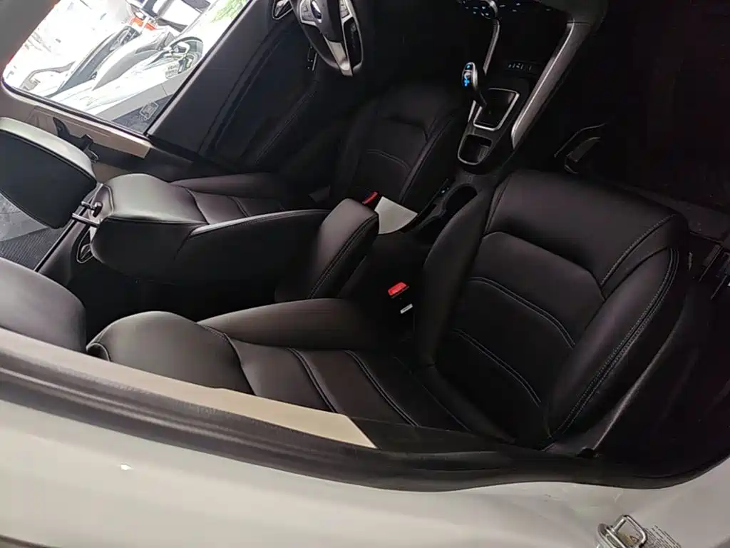 Yuan New Energy 2019 EV360 Intelligent Connected Enjoyment Model купить на сайте DeffCars