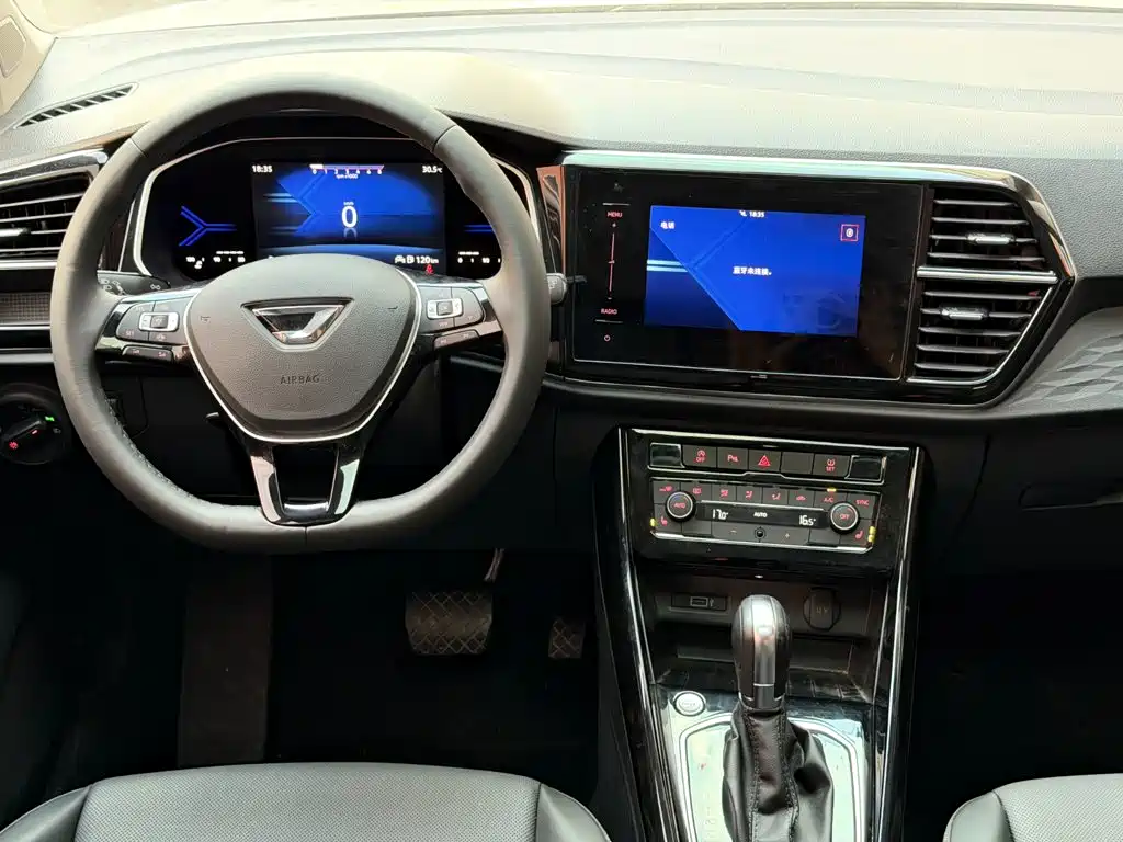 Jetta VS5 2022 280TSI Auto Honor Edition купить на сайте DeffCars
