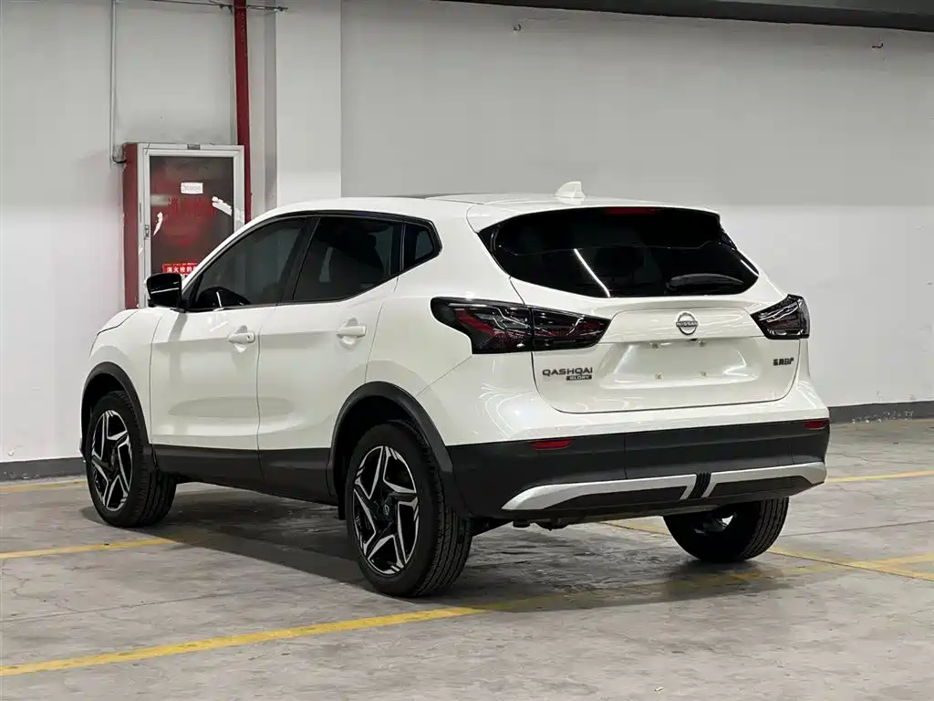 Qashqai 2025 Honor 2.0L CVT XV+ Leading Edition купить на сайте DeffCars