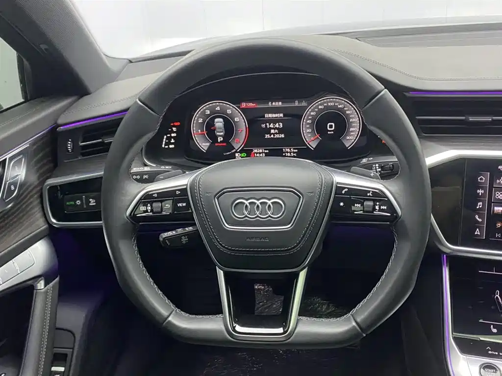 Audi A6L 2024 45 TFSI quattro exclusive dynamic model купить на сайте DeffCars