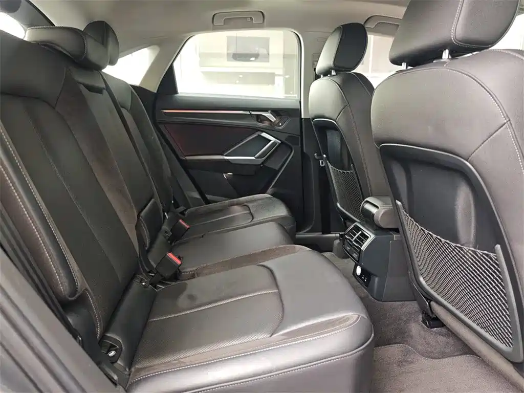 Audi Q3 Sportback 2023 45 TFSI quattro fashionable model купить на сайте DeffCars