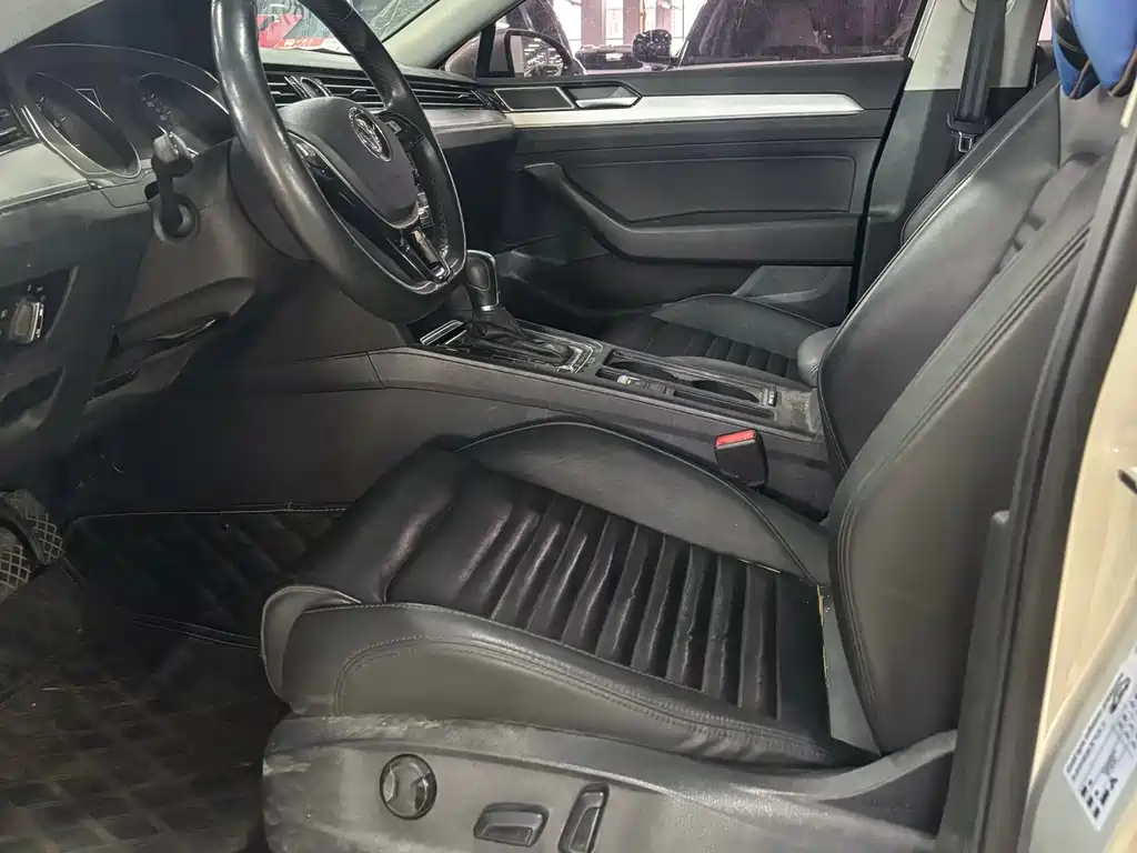 Magotan 2019 330TSI DSG leading model National VI купить на сайте DeffCars