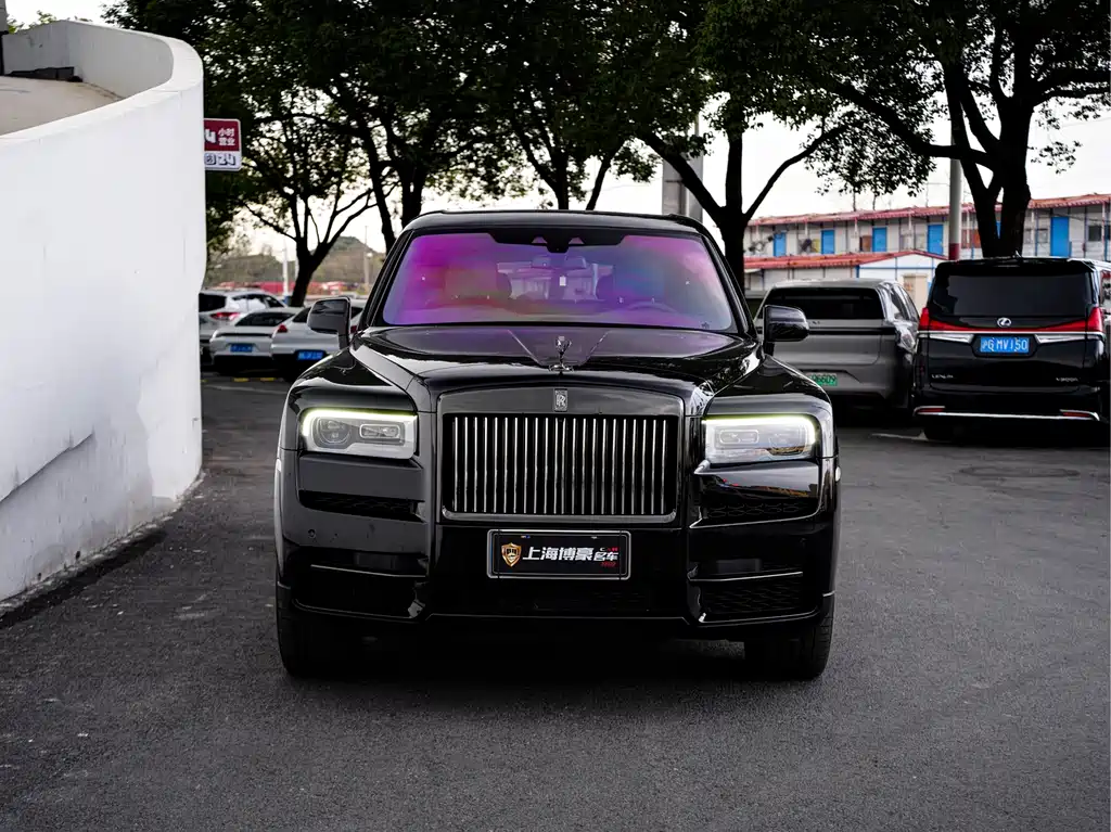 Cullinan 2020 Black Badge купить на сайте DeffCars