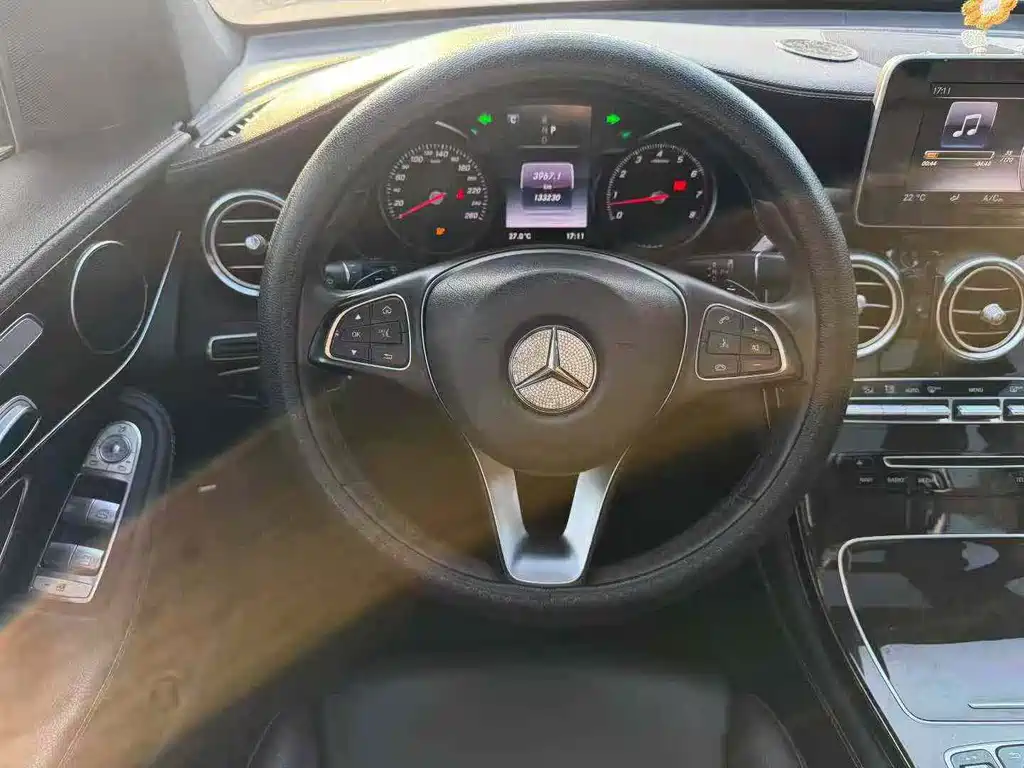 Mercedes-Benz GLC 2016 GLC 260 4MATIC Dynamic купить на сайте DeffCars