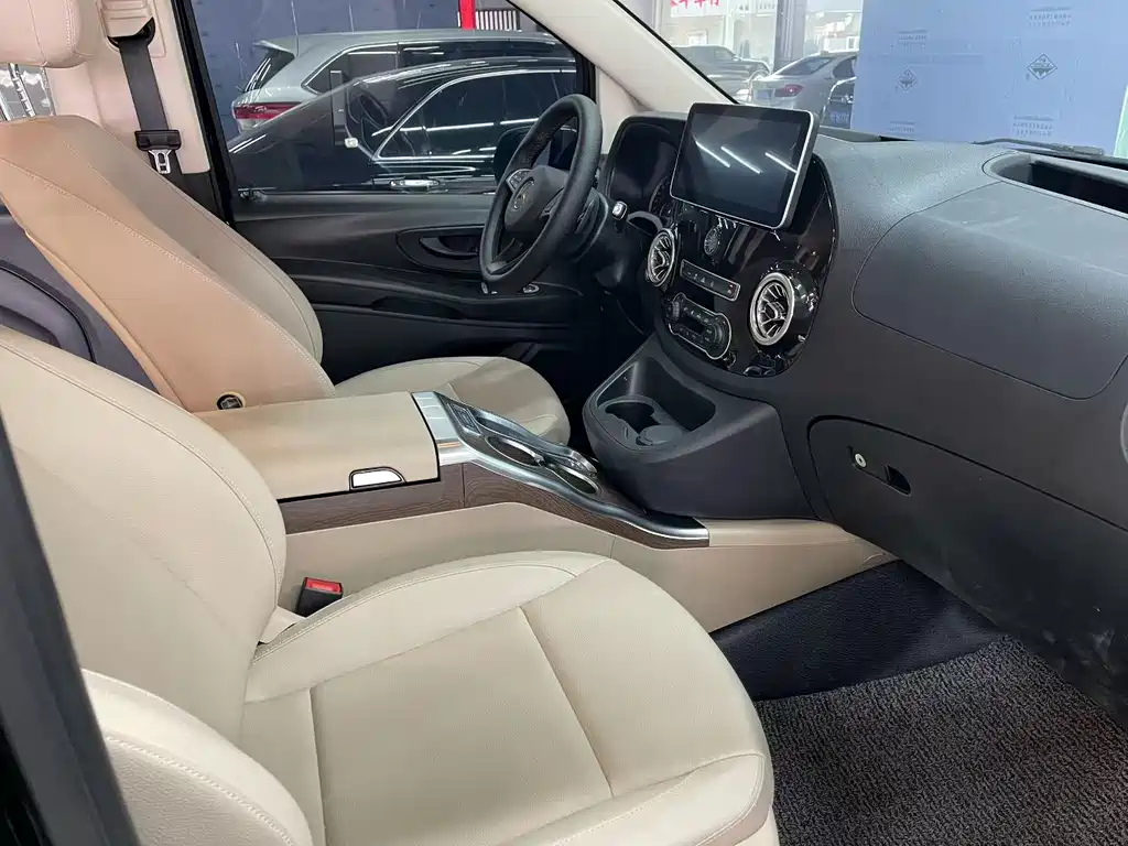 Vito 2024 2.0T Elite Edition 7 seats купить на сайте DeffCars