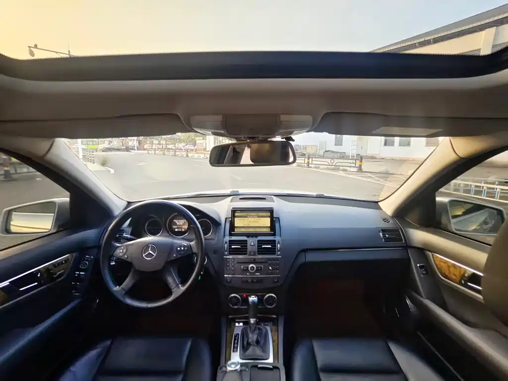 Mercedes-Benz C-Class 2010 C 260 CGI Fashion Model купить на сайте DeffCars