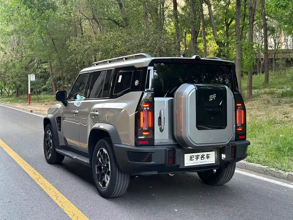 Jietu Traveler C-DM 2026 model 212km Huawei Qiankun Zhijia 5 seats купить на сайте DeffCars