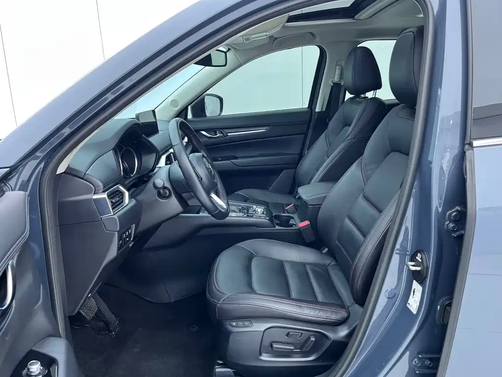 Mazda CX-5 2021 2.0L automatic two-wheel drive Black Knight купить на сайте DeffCars