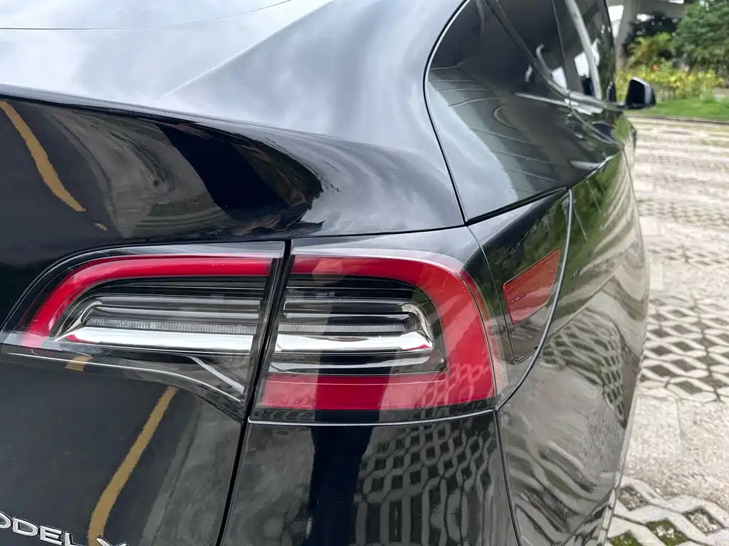 Model Y 2022 long-range all-wheel drive version купить на сайте DeffCars