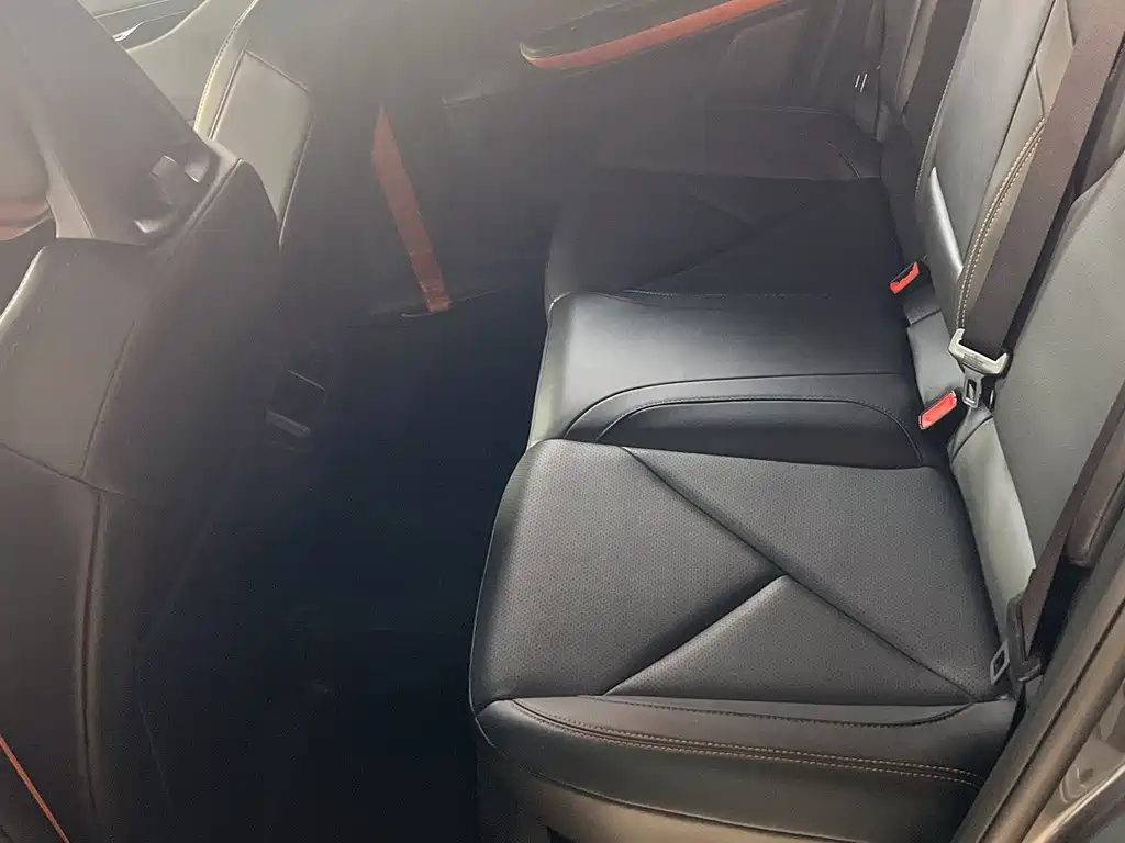 Changan UNI-V 2023 1.5T Premium купить на сайте DeffCars