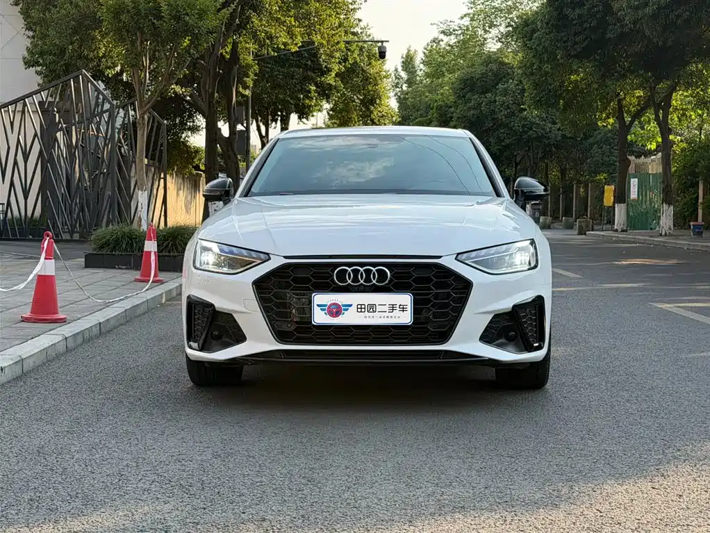 Audi A4L 2022 40 TFSI luxury and dynamic model купить на сайте DeffCars