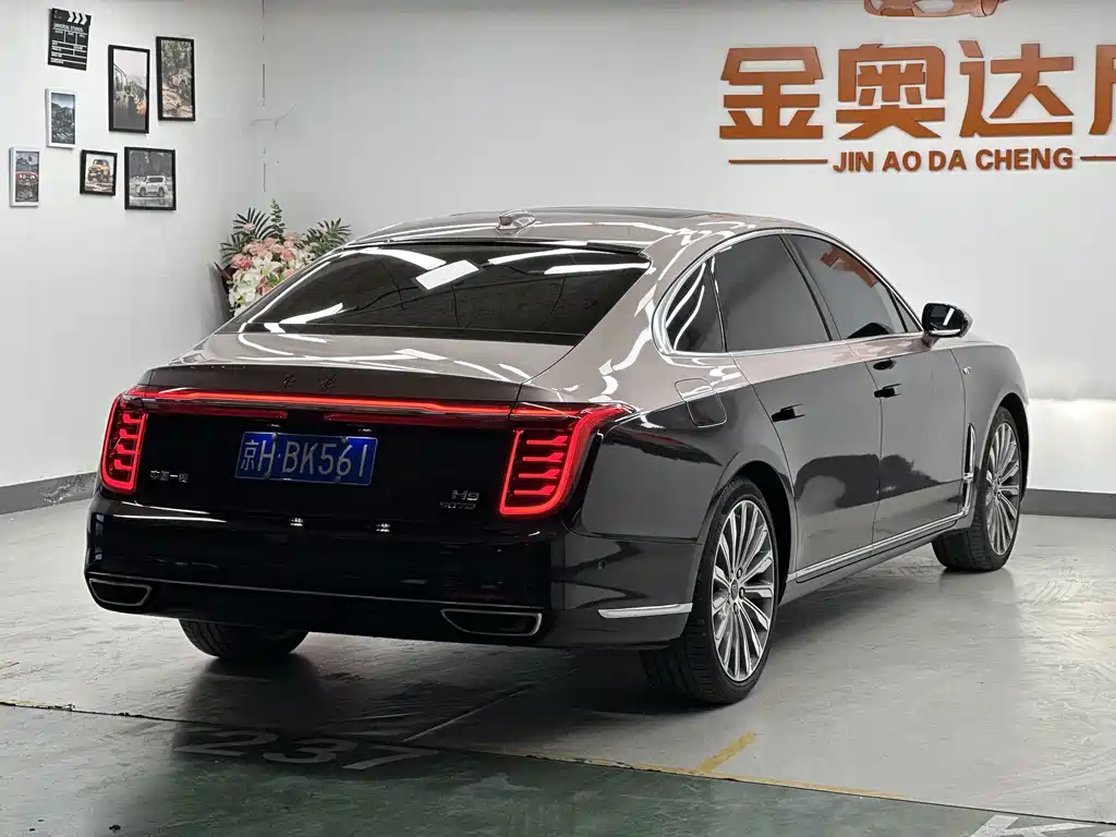 Hongqi H9 2022 3.0T Zhilian Qiling four-seater version купить на сайте DeffCars