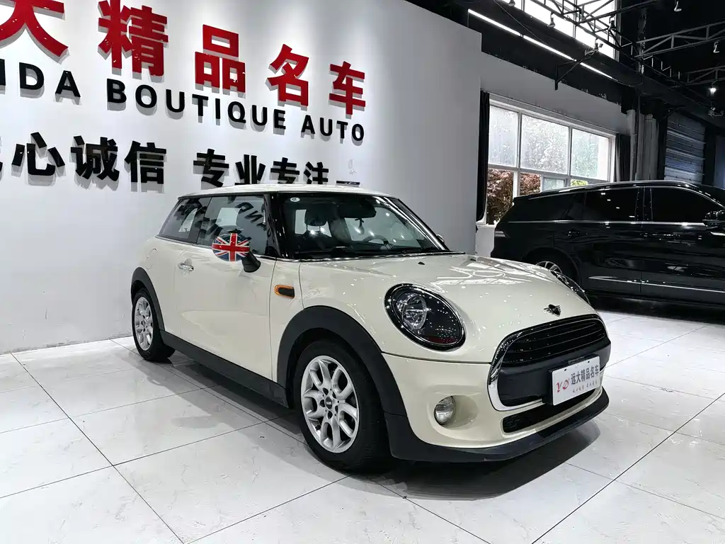 MINI 2018 1.5T ONE купить на сайте DeffCars