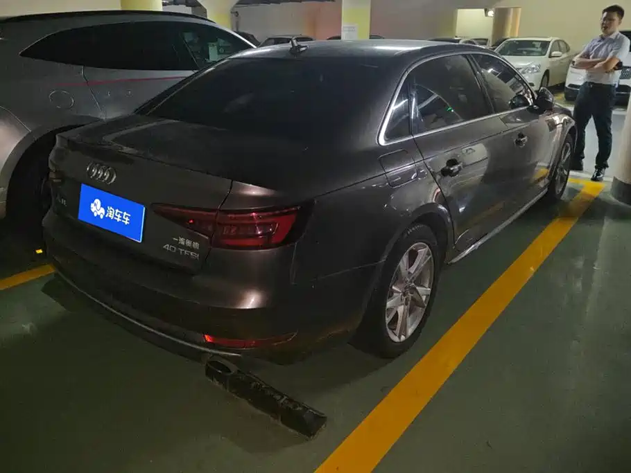 Audi A4L 2018 30th Anniversary Model 40 TFSI Enterprising купить на сайте DeffCars