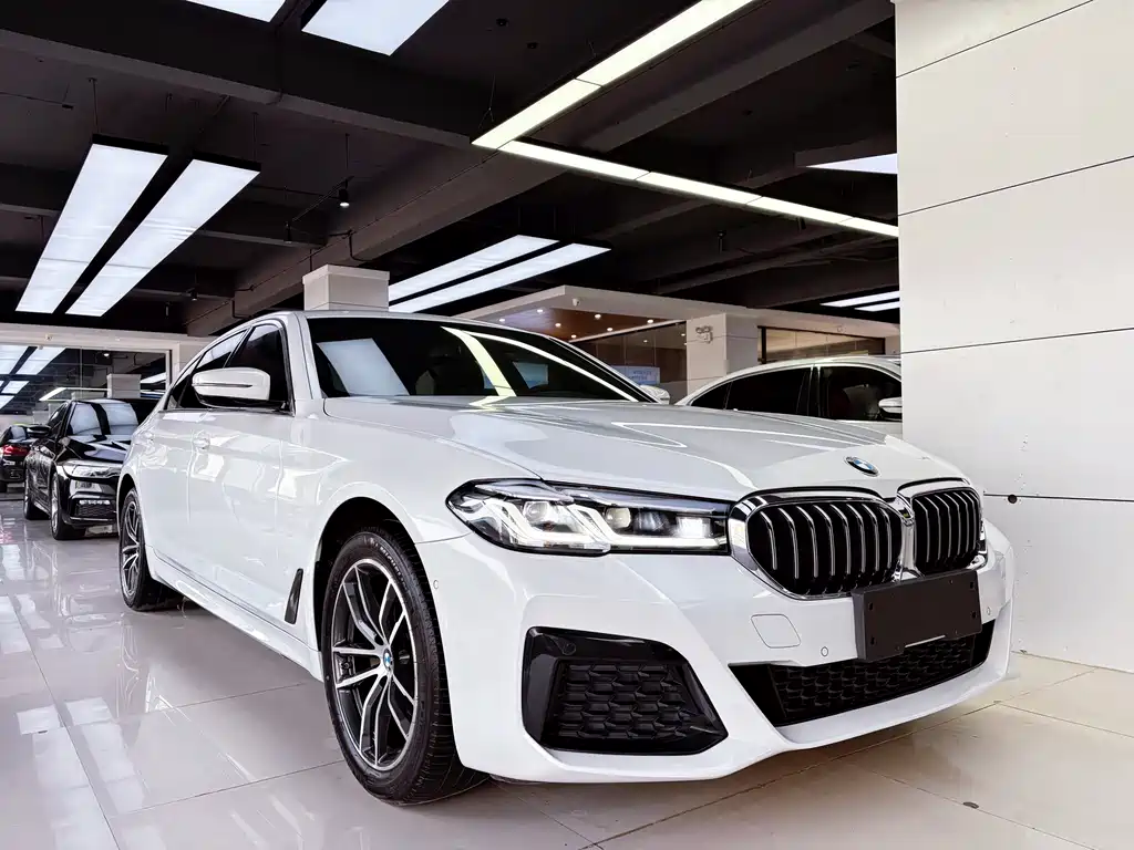 BMW 5 Series 2021 facelift 525Li M Sports Package купить на сайте DeffCars