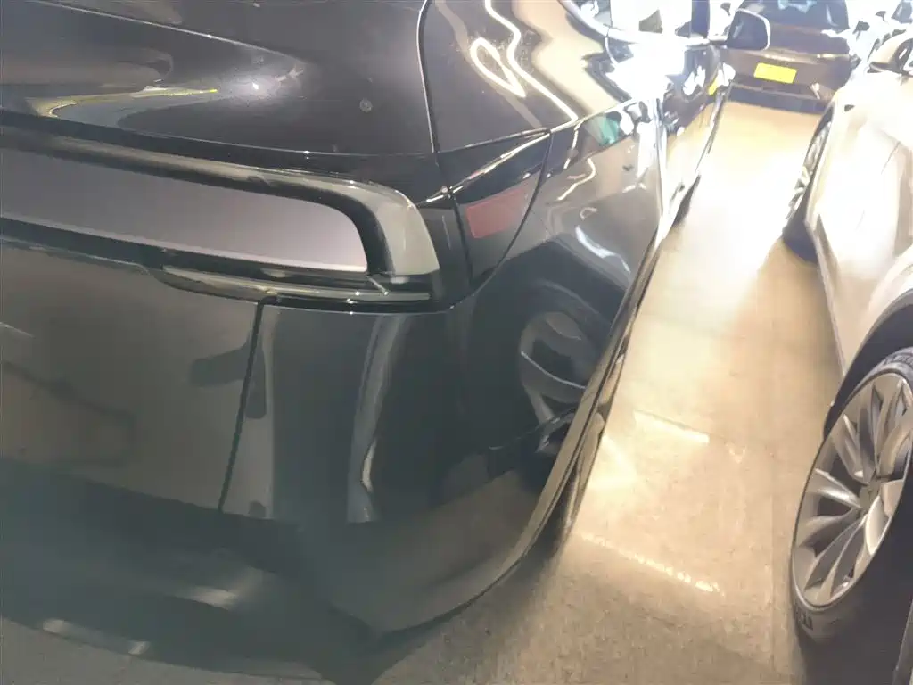 Model Y 2025 rear-wheel drive version купить на сайте DeffCars