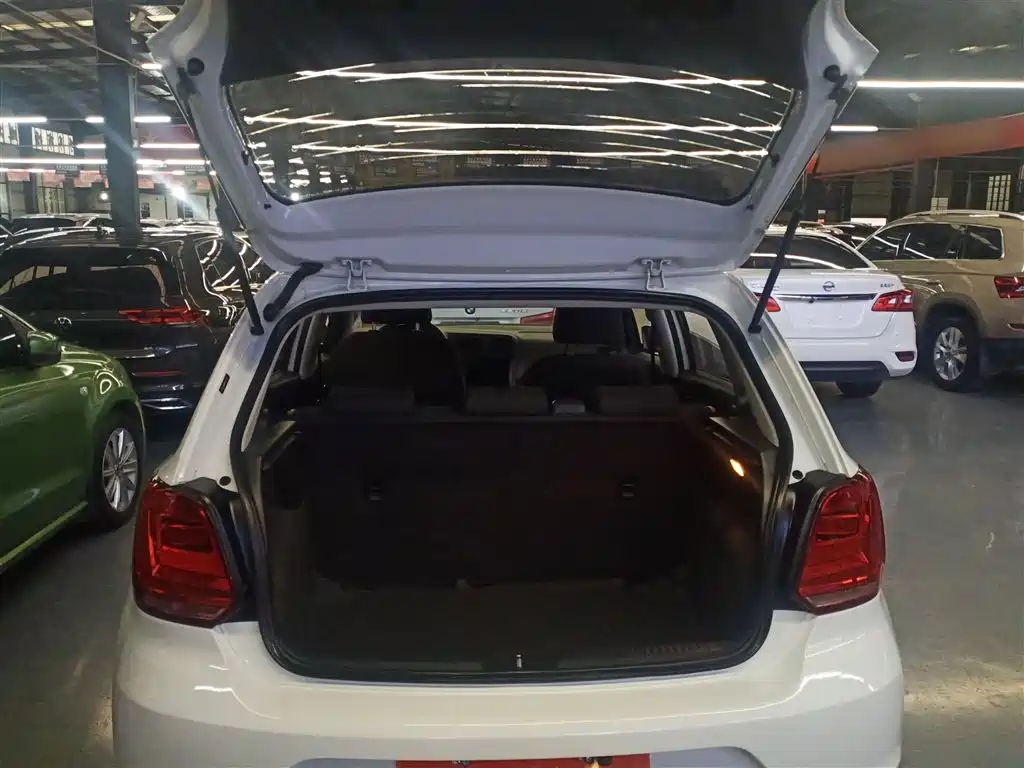 Polo 2018 1.5L automatic safe driving model купить на сайте DeffCars