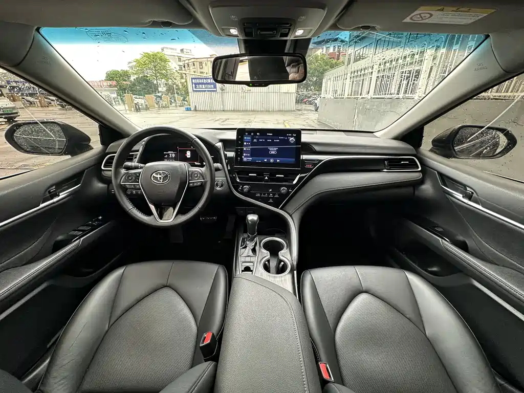 Camry 2023 2.5G Deluxe Edition купить на сайте DeffCars
