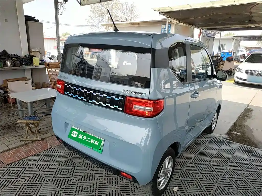 Hongguang MINIEV 2020 Free Model Lithium Iron Phosphate купить на сайте DeffCars