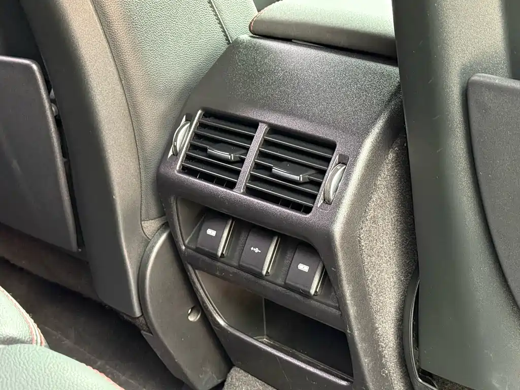 Discovery Sport 2020 249PS R-Dynamic Performance Edition купить на сайте DeffCars