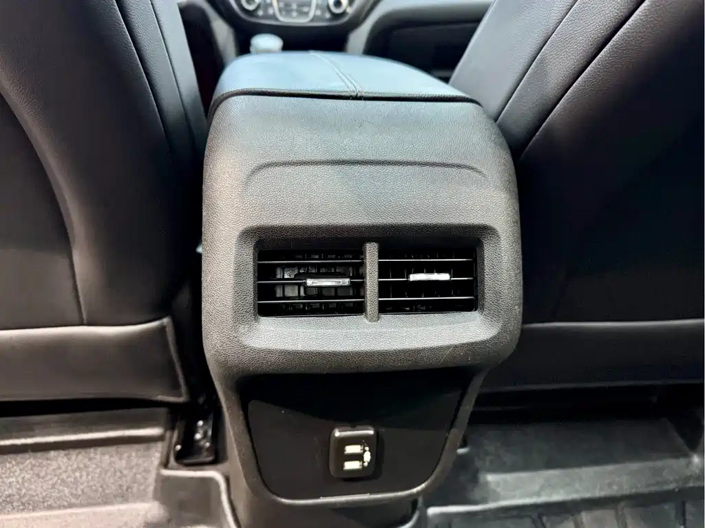 Explorer 2021 535T Yujie Edition купить на сайте DeffCars
