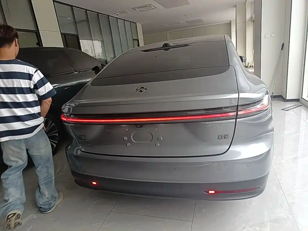 NIO ET7 2024 100kWh Executive Signature Edition купить на сайте DeffCars