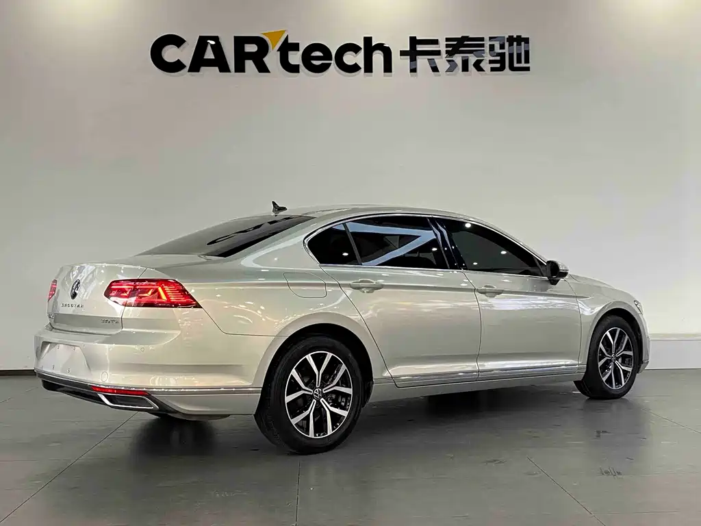 Magotan 2020 330TSI DSG leading model купить на сайте DeffCars