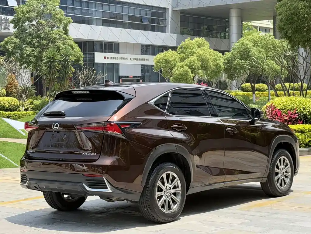 Lexus NX 2018 200 FWD Front Edition National V купить на сайте DeffCars