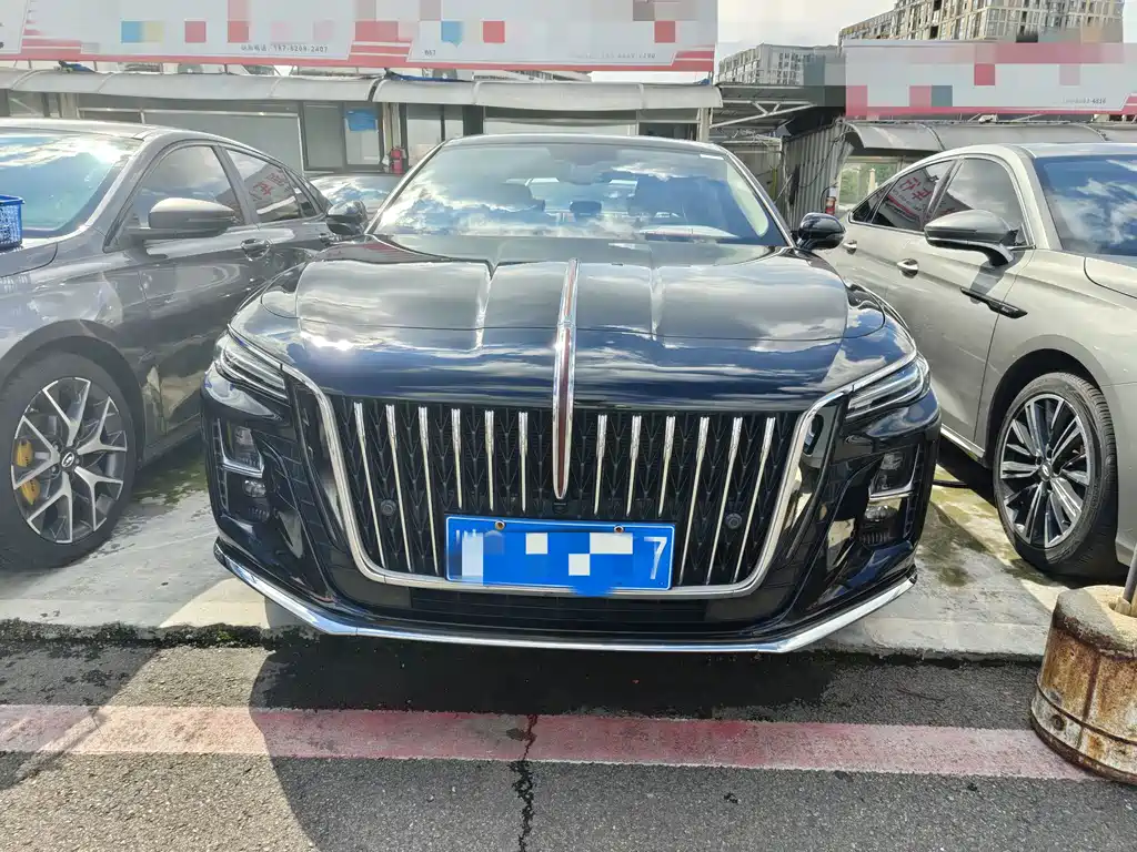 Hongqi H5 2024 1.5T DCT Zhilian Qiyun Edition купить на сайте DeffCars
