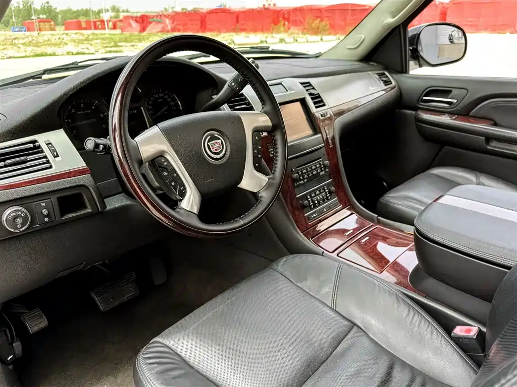 Escalade 2008 6.2 AWD купить на сайте DeffCars