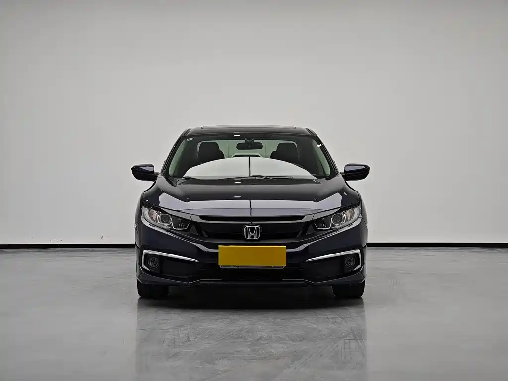 Civic 2019 220TURBO CVT Dynamic Edition National VI купить на сайте DeffCars