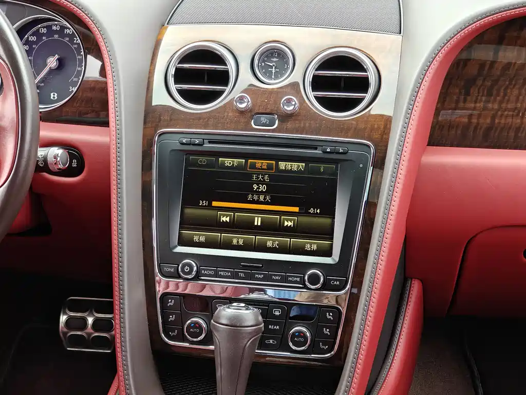 Flying Spur 2017 4.0T V8 Standard Edition купить на сайте DeffCars