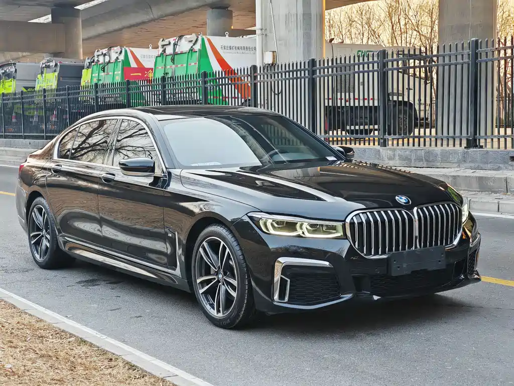 BMW 7 Series 2021 730Li M Sports Package купить на сайте DeffCars