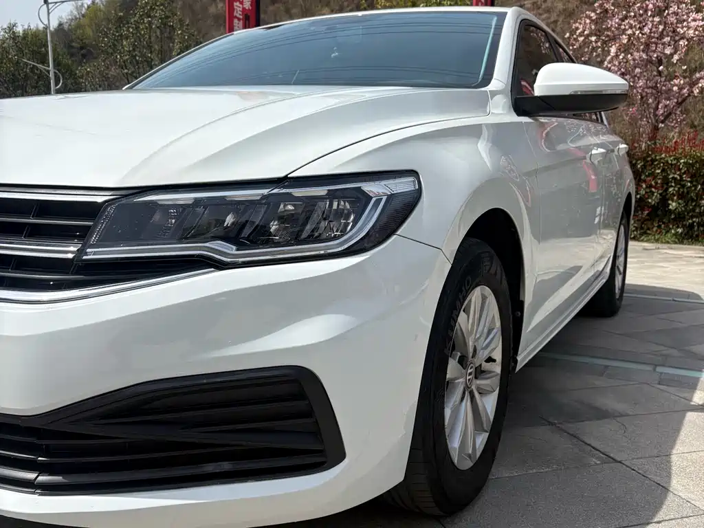 Bora 2020 1.5L automatic fashion model купить на сайте DeffCars