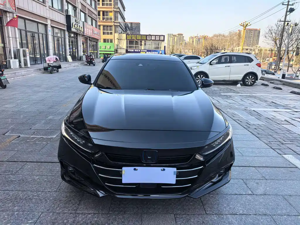 Accord 2022 Sharp Hybrid 2.0L Sharp Collar Edition купить на сайте DeffCars