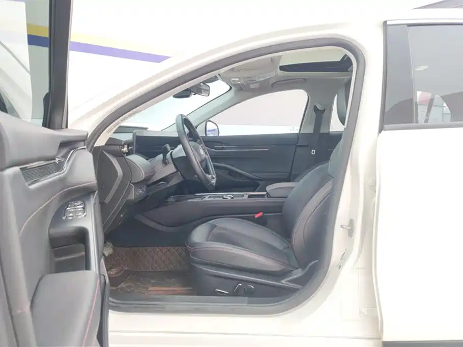 Mondeo 2023 EcoBoost 180 Luxury купить на сайте DeffCars