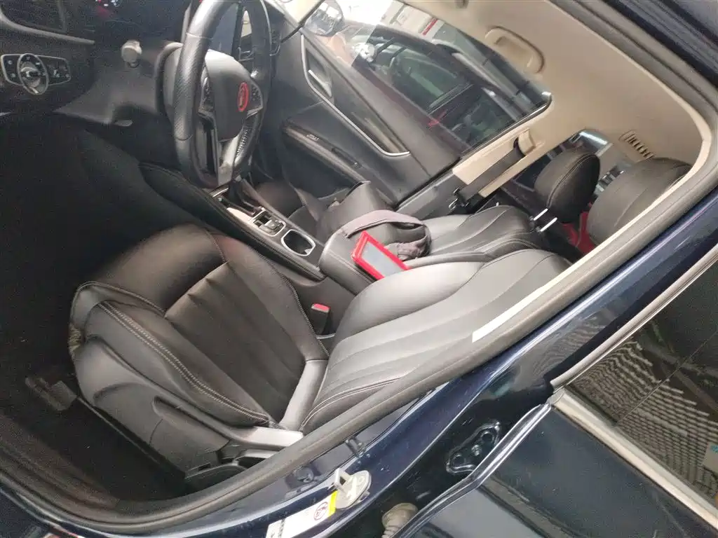 Song MAX 2017 1.5T automatic intelligent connected luxury model 7 seats купить на сайте DeffCars