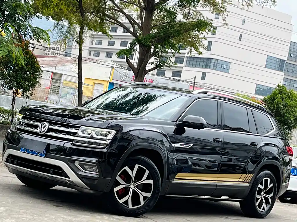 Touron 2017 530 V6 four-wheel drive luxury version купить на сайте DeffCars