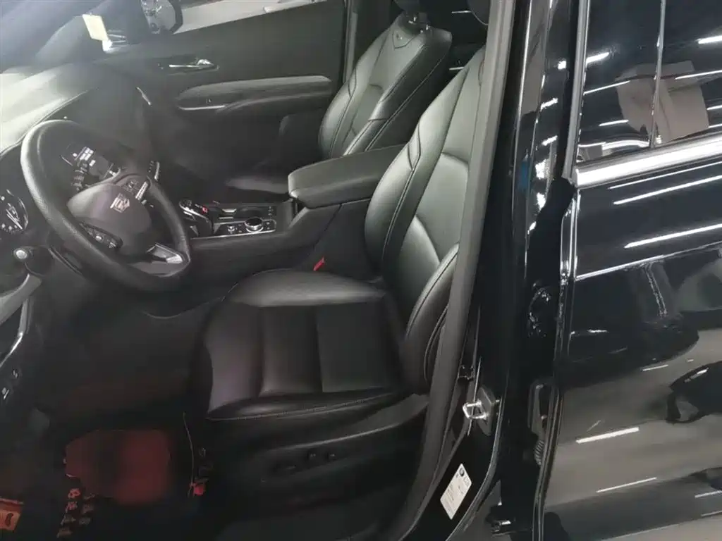 Cadillac XT4 2020 facelift 28T two-wheel drive luxury model купить на сайте DeffCars