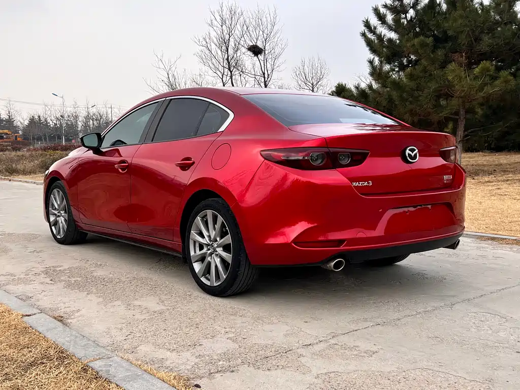 Mazda3 Angkesela 2021 2.0L Automatic Premium Edition купить на сайте DeffCars