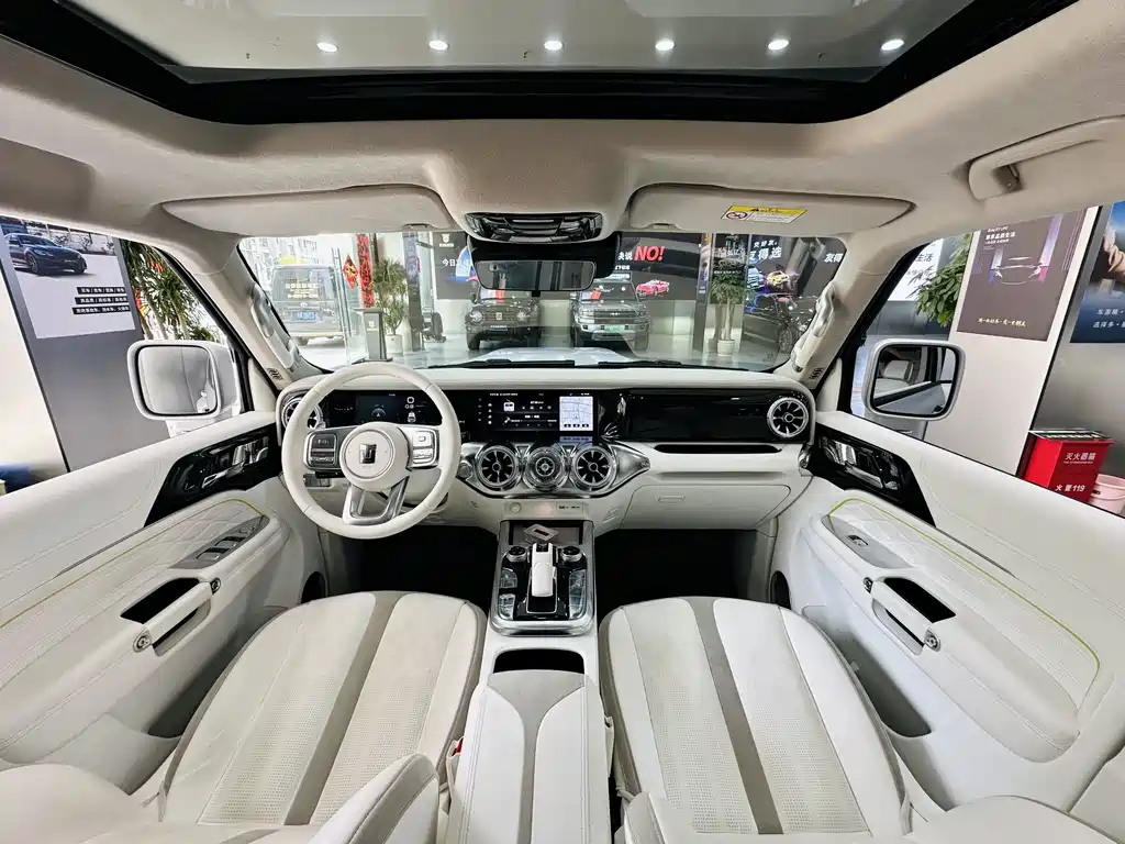 Co-create Tank 300 2021 2.0T Cyber ​​Tank купить на сайте DeffCars