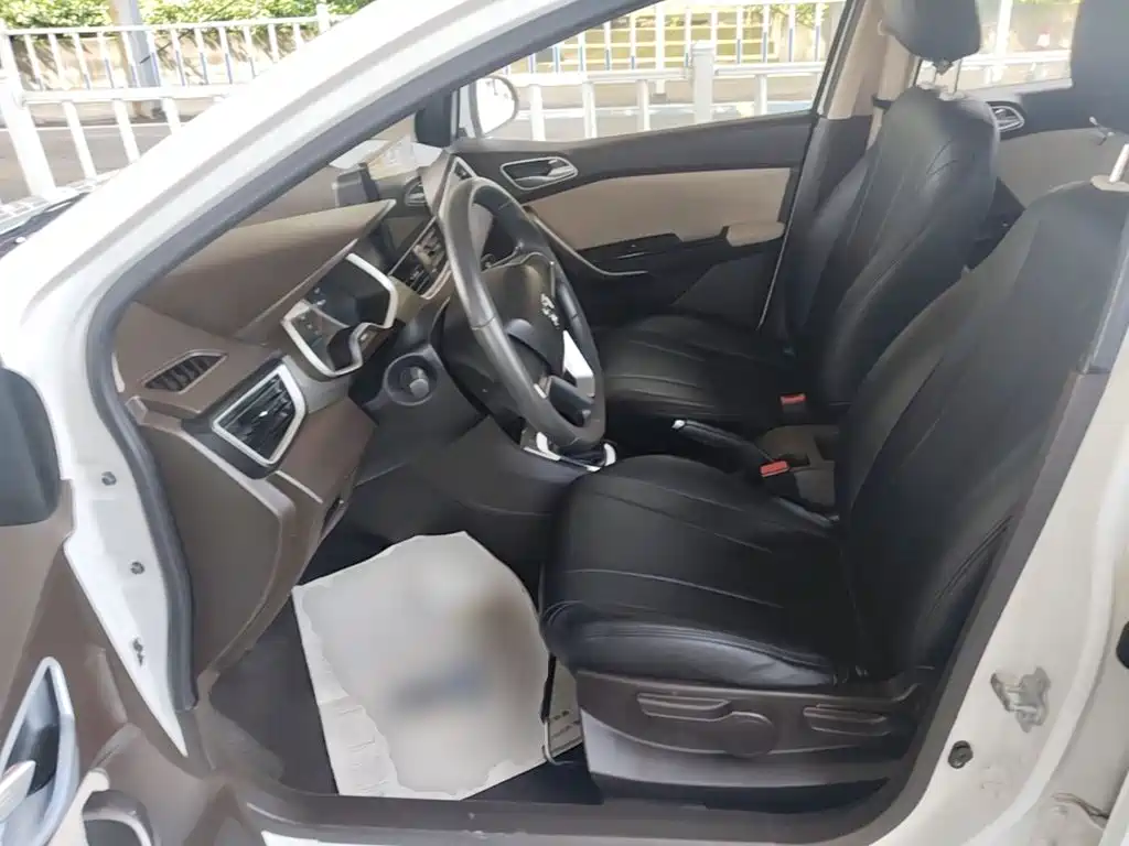 Baojun 310W 2017 1.5L manual comfort model National VI купить на сайте DeffCars