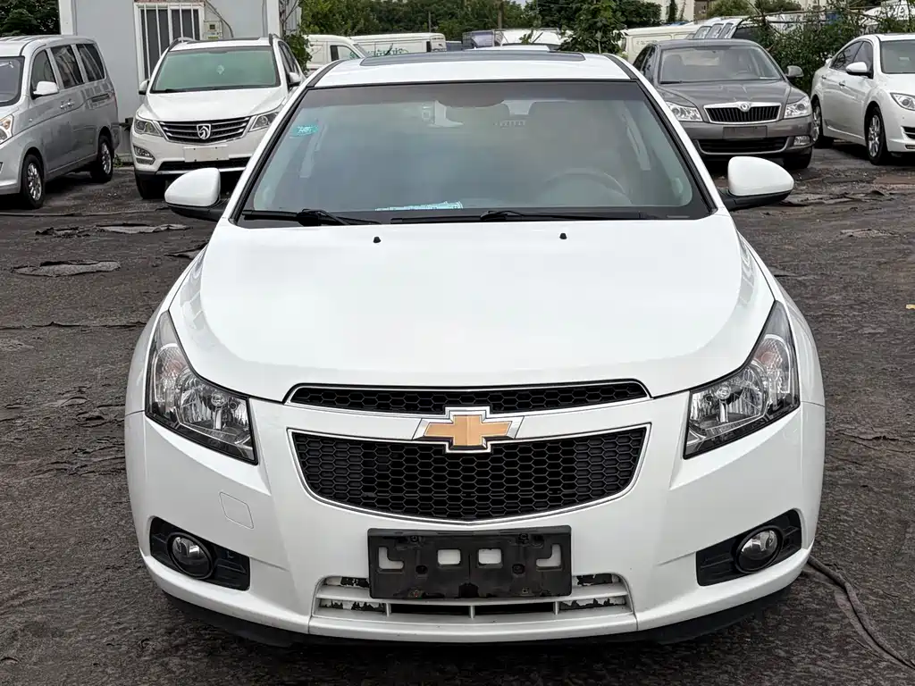 Cruze 2013 hatchback 1.6L manual luxury model купить на сайте DeffCars
