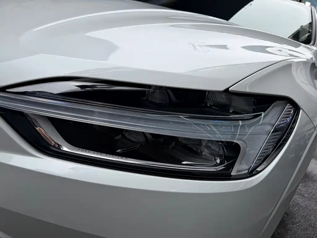 Volvo XC60 2019 T5 Four-wheel Drive Smart Edition National V купить на сайте DeffCars